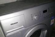 如何拆开清洗海信洗衣机（海信洗衣机拆卸清洗的步骤和注意事项）