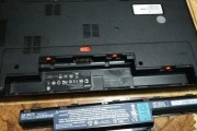 如何在小型笔记本电脑上安装操作系统（简便步骤让您轻松完成安装）
