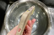 苹果手机壳正确脱卸方法是什么？