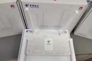 路由器三百兆应该插哪个孔？