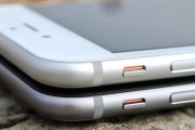 解决iPhone突然无故振动的方法（寻找问题源头，避免干扰及维修）