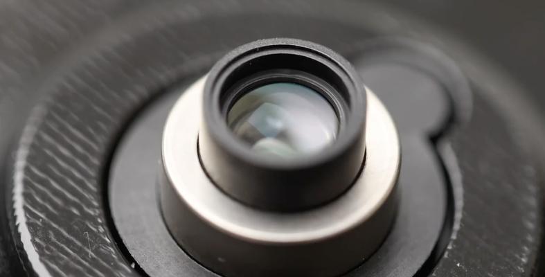 光圈数值越大，拍照效果会更好吗？（探讨光圈对拍照效果的影响以及拍照技巧）