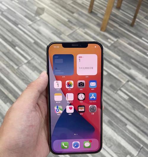 iPhone12五色款式对比解析（从颜色到特性，探索最适合你的iPhone12）