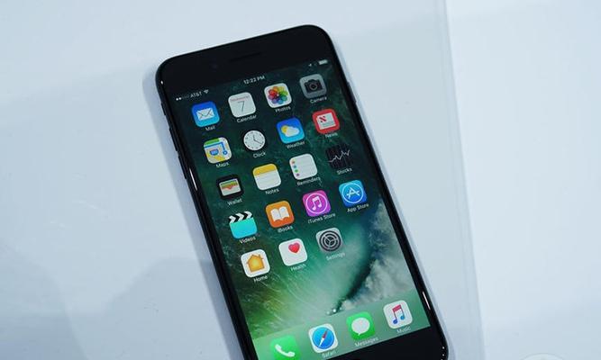 iPhone7Plus如何轻松截屏长图（简单操作，让你快速截取整个屏幕）