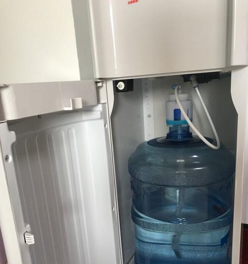 饮水机排水不畅的原因及解决方法（排水不畅的饮水机）