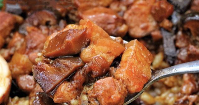 卤肉饭怎么做的软烂（简单易学的卤肉饭制作方法）