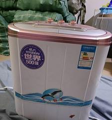 双桶洗衣机的清洗技巧（让你的双桶洗衣机保持清洁的小窍门）
