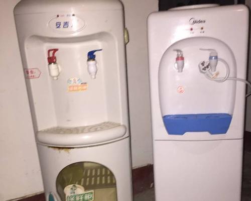 立体饮水机维修指南（教你如何修理立体饮水机及常见故障解决办法）