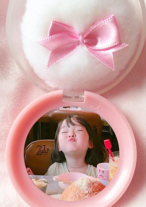 吃饭时如何翻转手机拍摄？有哪些技巧？