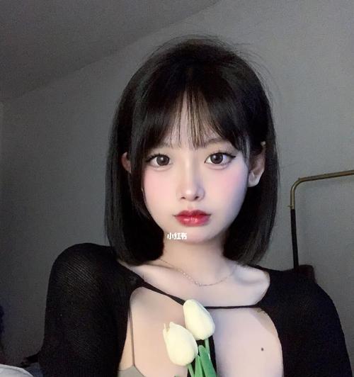 自拍时两手机打光技巧是什么？